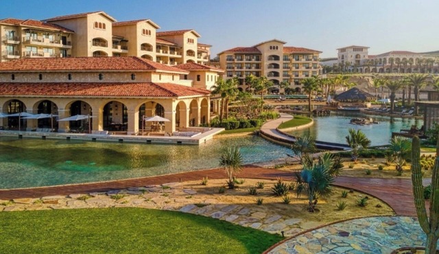 Grand Deluxe Room at Dunes Pacific Resort Private Beach- Discounted Golf Pass