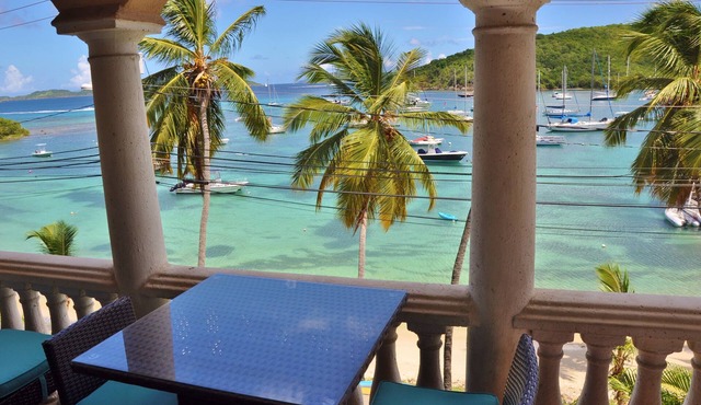 Grande Bay Resort - Indigo Blue Luxury Studio Beachfront!