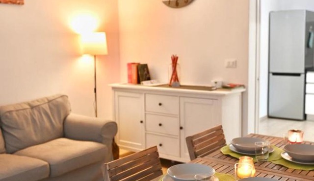 Grigio Perla Panigale, villetta esclusiva con giardino, 3 camere, parcheggio privato fino 3 posti auto - Un oasi di tranquillità - Vicina all'Aeroporto, Unipol Arena e Fiera