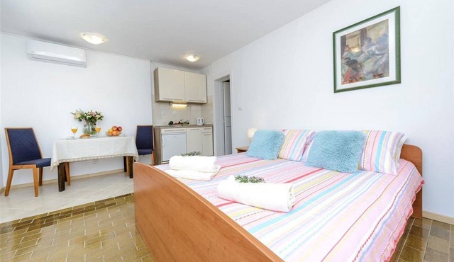 Guest House Rooms Rose - Studio with Terrace