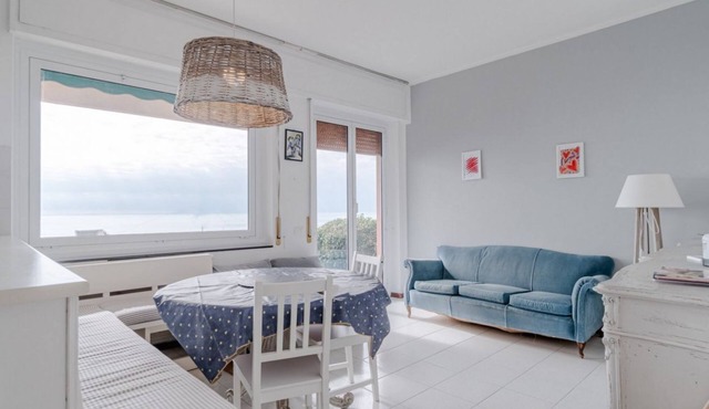 GuestHost - Cozy 60 square meters apartment, perfect for four people, located on the first floor of a building with a private entrance (NO elevator).The property is located in Sori, a small seaside village on the Eastern Ligurian Riviera, between Genoa a