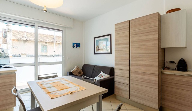 Happiness by Interhome