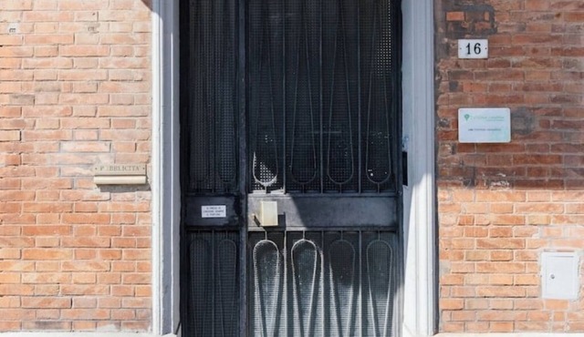 Happy Home: Three-room apartment for Holidays Bologna Center