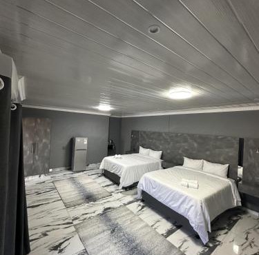 Harry's Luxury Guest House