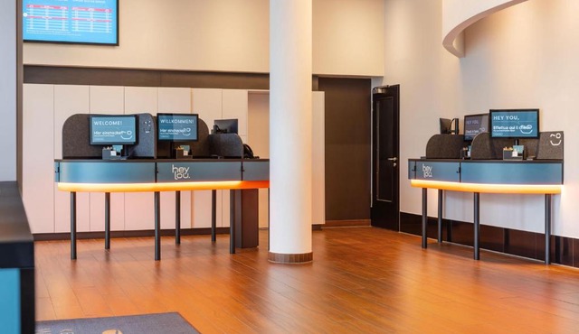 Hey Lou Hotel Frankfurt Airport
