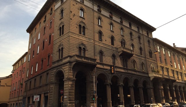 historic center five minutes from Piazza Maggiore