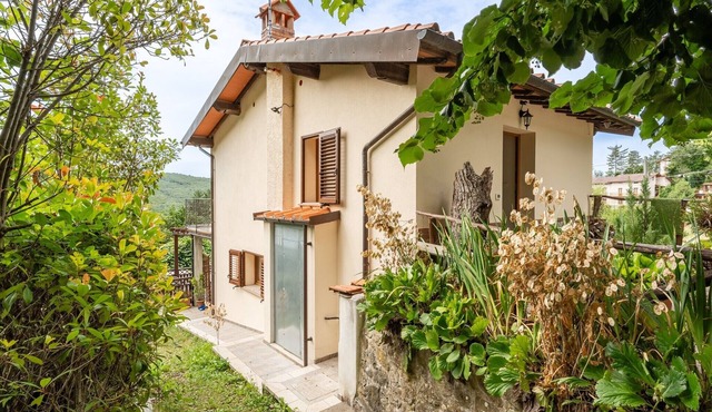 Holiday Home 'Villetta Allegra' with Mountain View, Private Terrace and Private Garden
