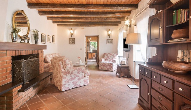 Holiday Home Casa Benvenuto with Mountain View, Terrace & Wi-Fi