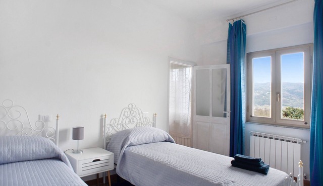 Holiday Home 'Da Chicca' with Countryside View, Wi-Fi and Air Conditioning