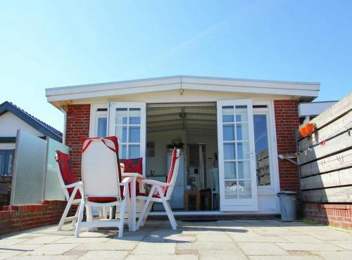 Holiday Home Egmond near Beach