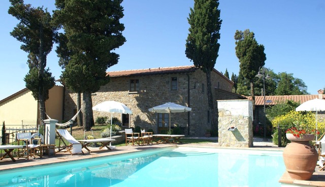 Holiday Home in Montecarelli with Pool