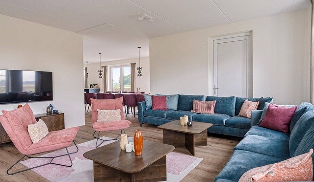 Holiday Home in Medemblik near IJsselmeer