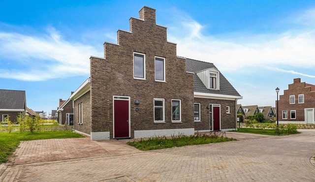 Holiday Home in Medemblik by IJsselmeer
