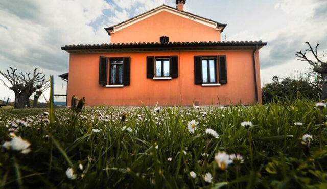 Holiday Home in Urbania with Garden BBQ