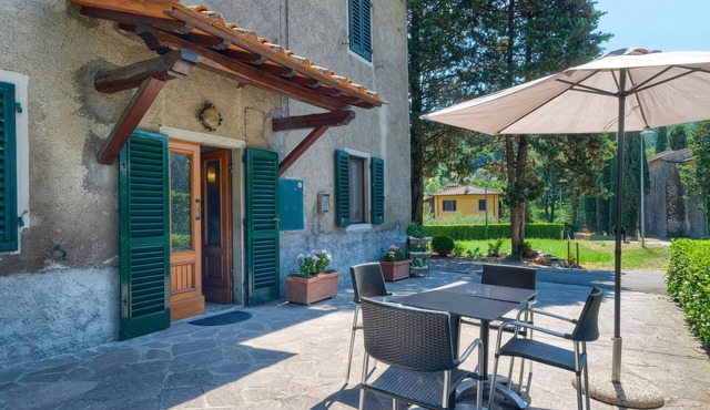 Holiday Home 'L'aia Dì Trippa All'Aria Mugello' with Private Garden and Wi-Fi