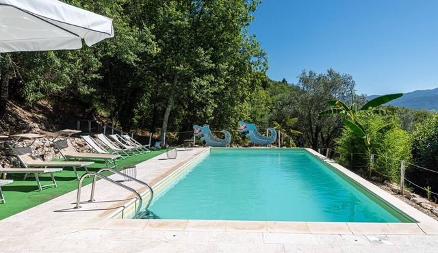 Holiday Home 'Villa Silvia' with Private Pool, Wi-Fi and Air Conditioning
