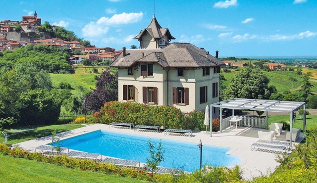 Holiday Home Villa Sarezzano by Interhome