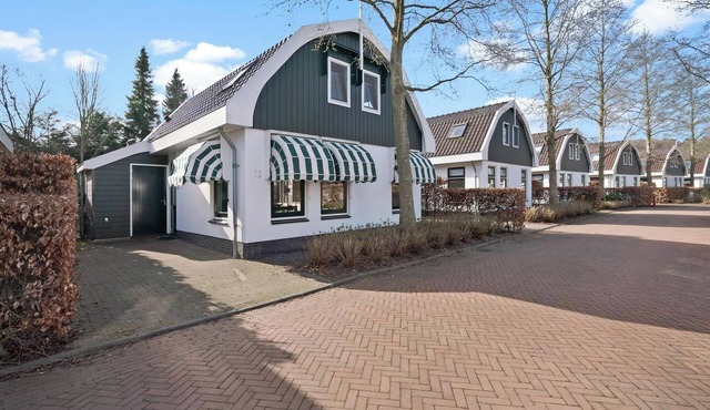 Holiday home with 3 bedrooms and spacious garden