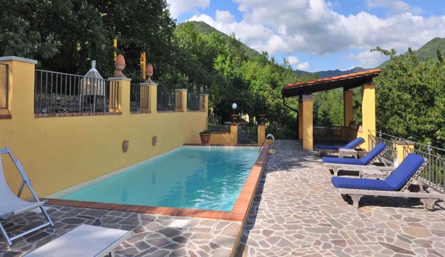Holiday home with panoramic views and pool