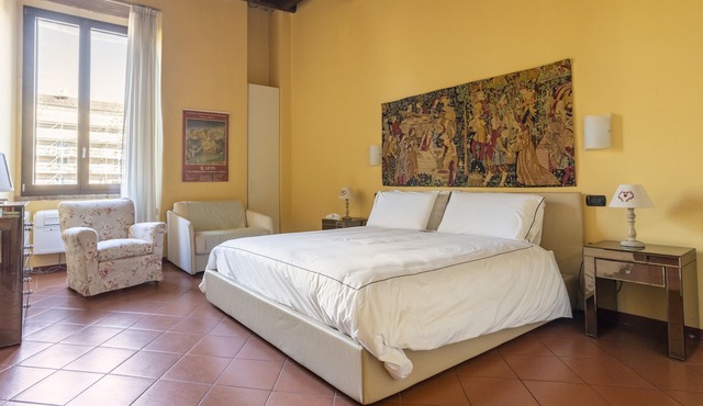 Holiday house with 4 beds and 2 bathrooms in the centre 50 m from the castle