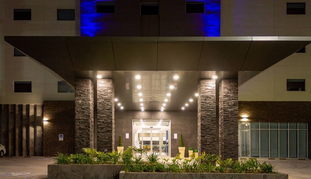 Holiday Inn Express & Suites Tijuana Otay by IHG