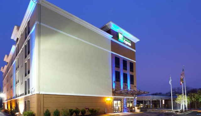 Holiday Inn Express Washington DC-BW Parkway by IHG