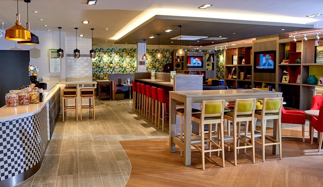 Holiday Inn Northampton West M1, Jct 16 by IHG