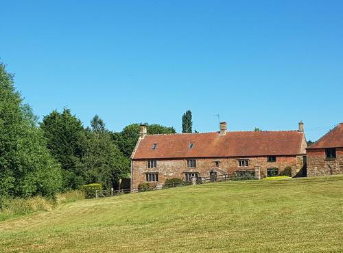 Hollow Meadow House