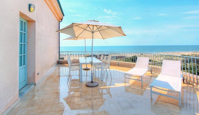 Homerez - 180 m away from the beach! Appartement for 4 ppl. with shared pool