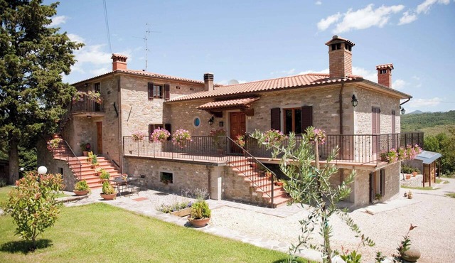 Homerez - Apt in Caprese Michelangelo
