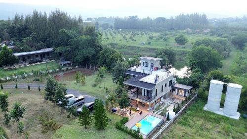 Honeymoon Moonlight Khaoyai