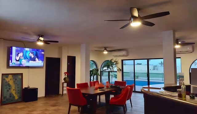 Hostal Hab 8, Campo de Golf, En Zona de Hotelería, Alberca, Barra y Playa