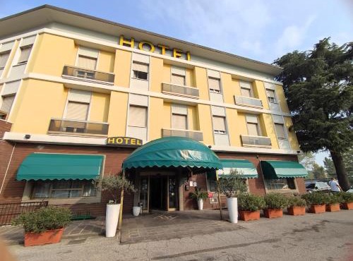 Hotel Industria