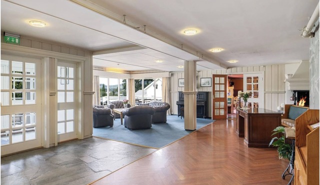 Hotell Våler-Elverum-flisa-kirkenær