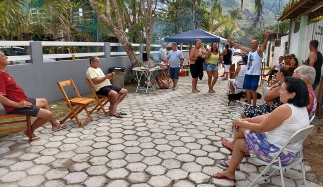 House almost on the sand of the beach for New Year's Eve and season
