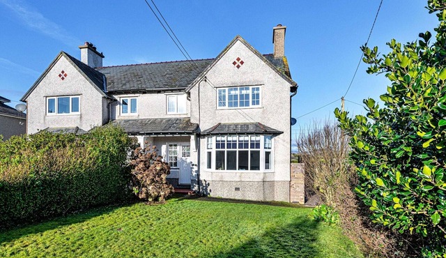 House in Abersoch near Sandy Beach