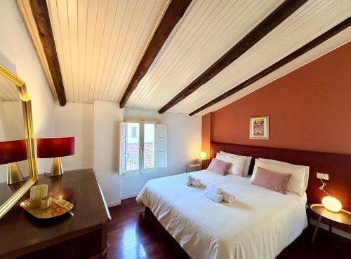 House of Chariot - 2 Suites - Piazza Maggiore