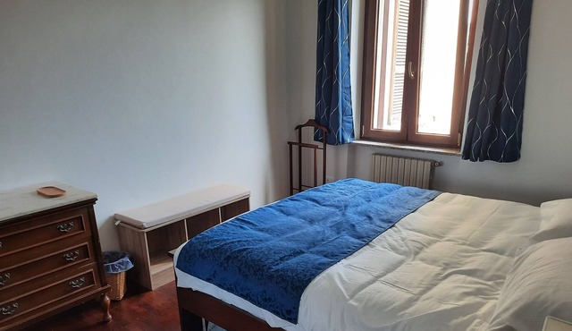 Ideal Location in the Center of Town With Beautiful Views. Cip: 033026-at-00001