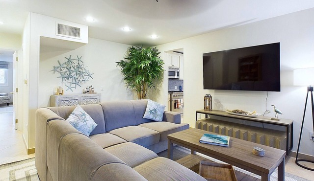 Immerse Yourself in Luxury at our breathtaking beachfront Condo!