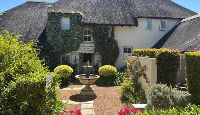 In the Vine Boutique Country Manor