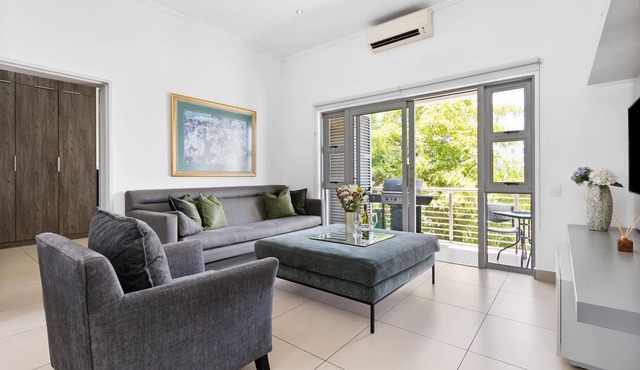 Insignia 312 - Two Bedroom Apartment, Sleeps 4