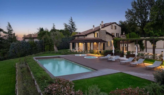 Villa near Bologna Su