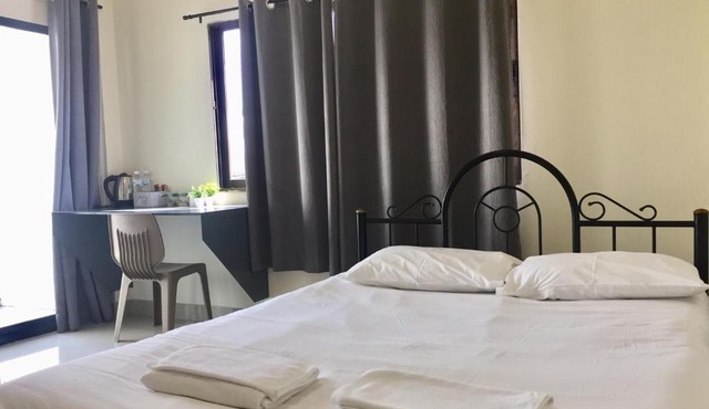 Jirasin Apartment