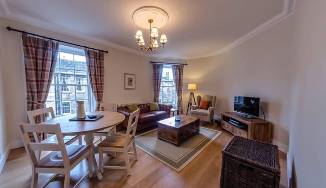 JOIVY Luxury New Town Apartment