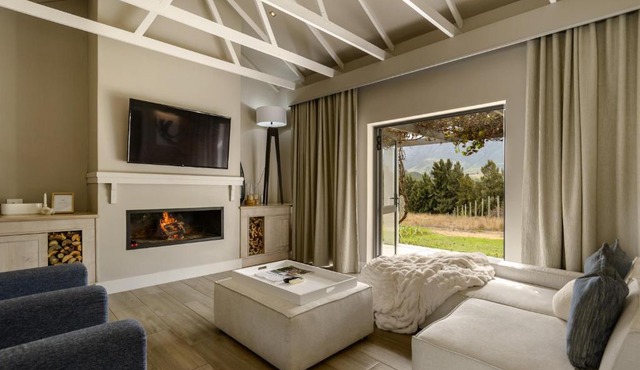 Jonker Estate - Serene stay on Helshoogte Pass
