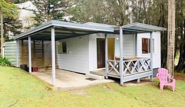 Kioloa Beach Cabins 6