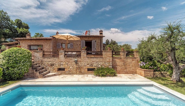 L'Oliveta 6, Emma Villas