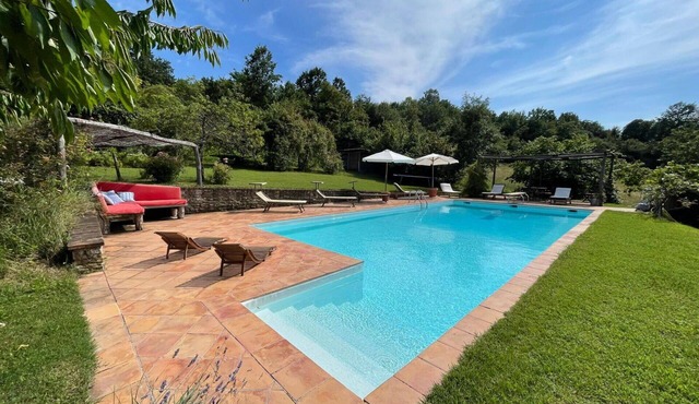 La Cenerara - Holiday home in the country with swimming pool in Emilia-Romagna