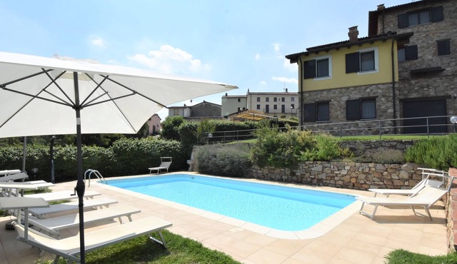 La Corte Bricca (Trilo B) by Interhome