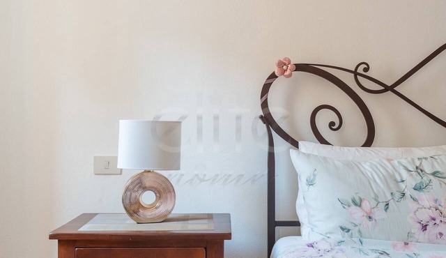 La Corte del Duca – Elegant 3BR Flat in Historic Modena 8 guests